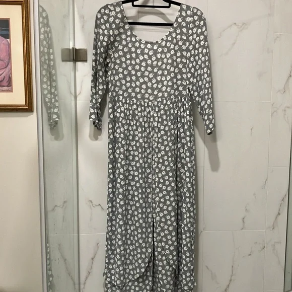 Christy Dawn Amelia Midi Dress 3/4 Sleeve Sage Ditsy Gray & White Size Small - Picture 8 of 14